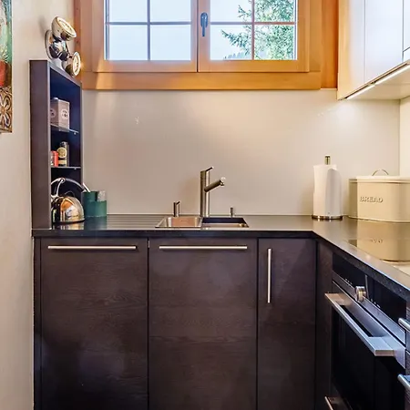 Gemyna Apartment, Mountain View
